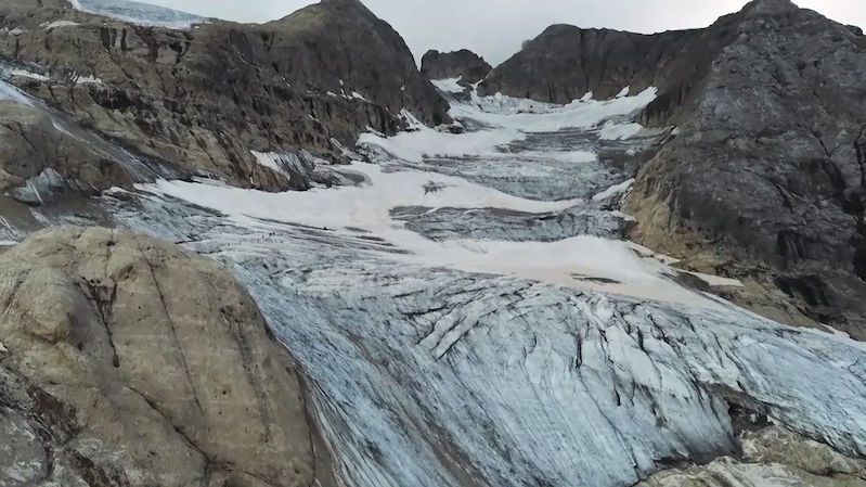 Il ghiacciaio italiano della Marmolada è alla sua “campagna finale”.  Probabilmente scomparirà del tutto entro il 2050